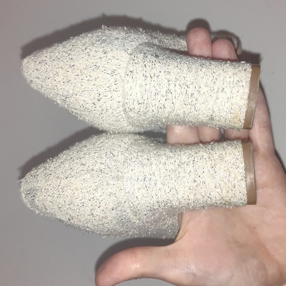 Marc Fisher Block Heel Pointy Toe Pump/ Silver Fabric Size 5.5 - Picture 5 of 10